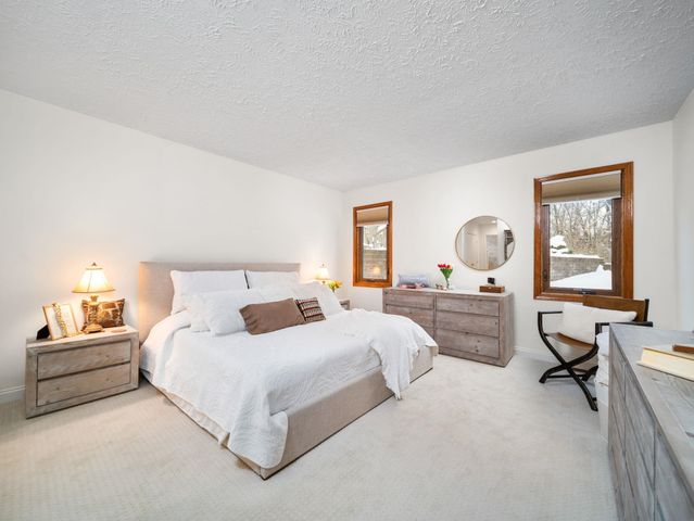 1154 Hemingway Lane, Traverse City, MI 49686