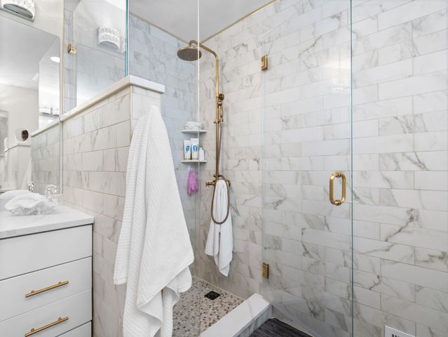 1154 Hemingway Lane, Traverse City, MI 49686