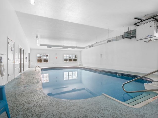 1154 Hemingway Lane, Traverse City, MI 49686