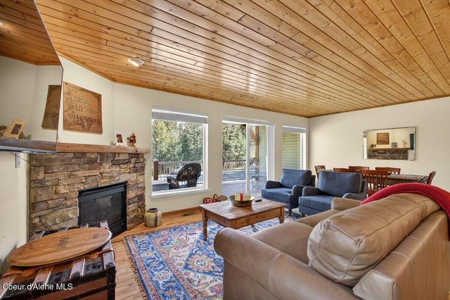 33885 N Moonbeam CT, Bayview, ID 83803