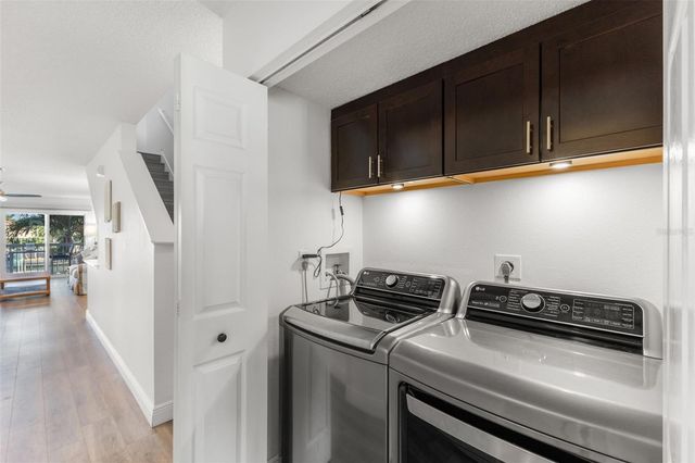 343 MADEIRA CIRCLE, St Petersburg, FL 33715