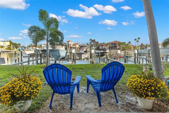 343 MADEIRA CIRCLE, St Petersburg, FL 33715