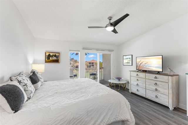 343 MADEIRA CIRCLE, St Petersburg, FL 33715