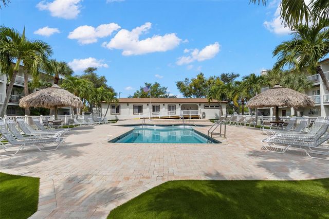 343 MADEIRA CIRCLE, St Petersburg, FL 33715