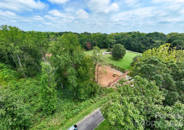 3132 Beaman Avenue, Charlotte, NC 28273