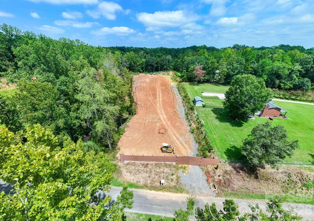 3132 Beaman Avenue, Charlotte, NC 28273