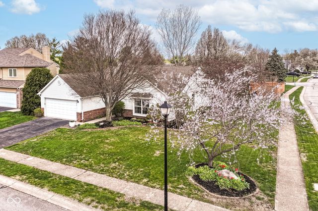 6896 Cherry Laurel Lane, Fishers, IN 46038