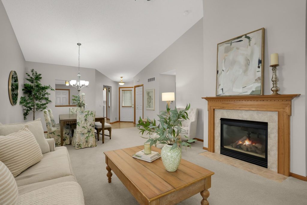 18677 Kalmar Trail, Lakeville, MN 55044 — photo 2