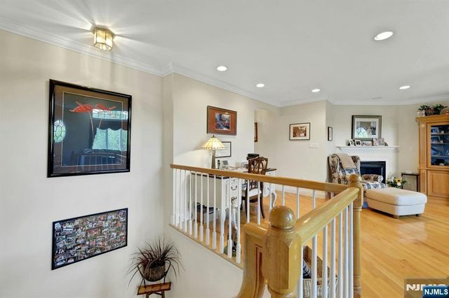 110 Winding Creek, Old Tappan, NJ 07675