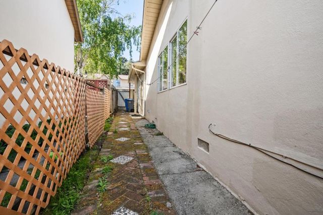 486 Hawthorne Avenue, San Bruno, CA 94066