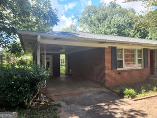 1522 Spring Valley Circle, Griffin, GA 30223