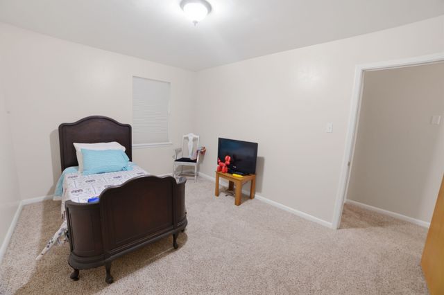 1129 Cloverdale Drive, Shreveport, LA 71118