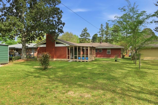 1129 Cloverdale Drive, Shreveport, LA 71118