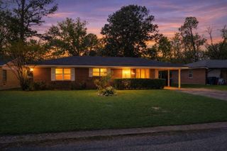 1129 Cloverdale Drive, Shreveport, LA 71118