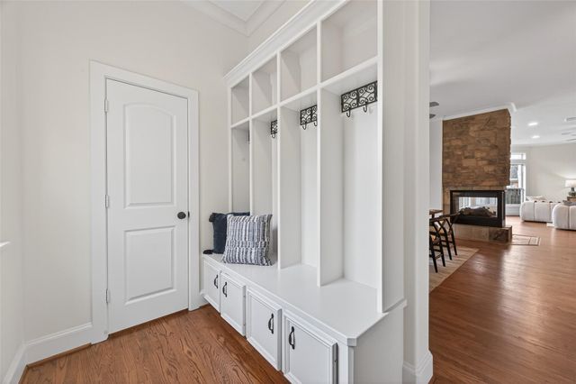 4711 Welford Drive, Bellaire, TX 77401