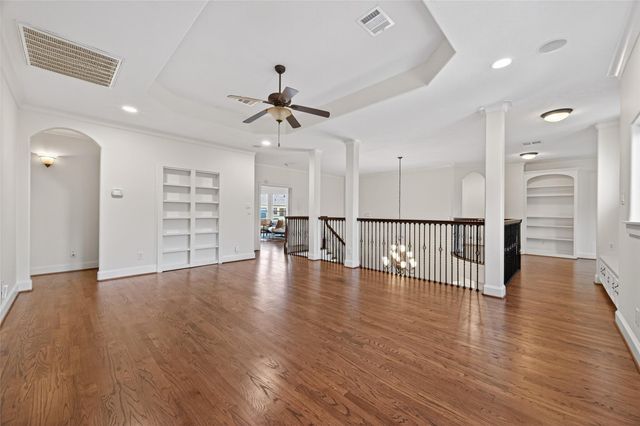 4711 Welford Drive, Bellaire, TX 77401