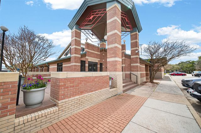 4711 Welford Drive, Bellaire, TX 77401