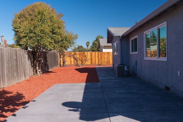 2275 Dover Ave, Fairfield, CA 94533