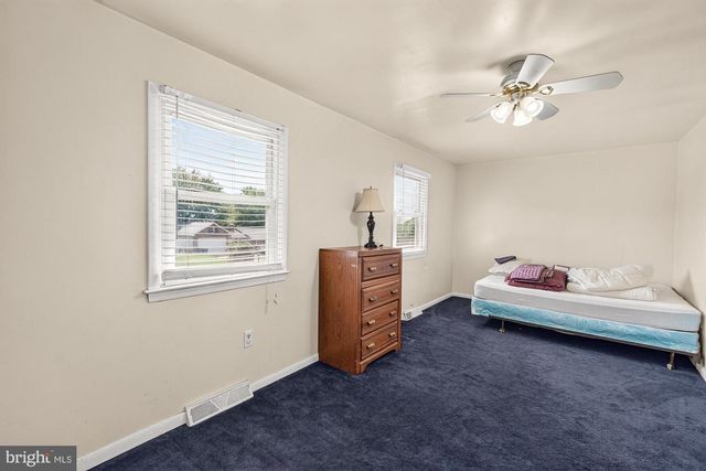 9209 OAK TREE CIR, Frederick, MD 21701