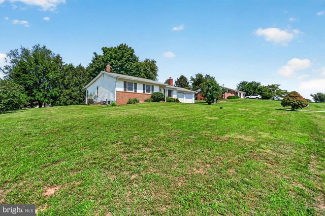 9209 OAK TREE CIR, Frederick, MD 21701