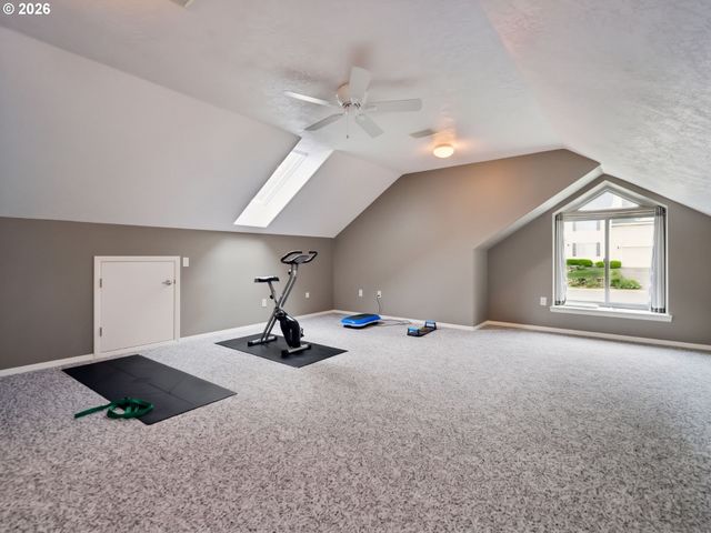 16733 Sw NAFUS Ln, Beaverton, OR 97007