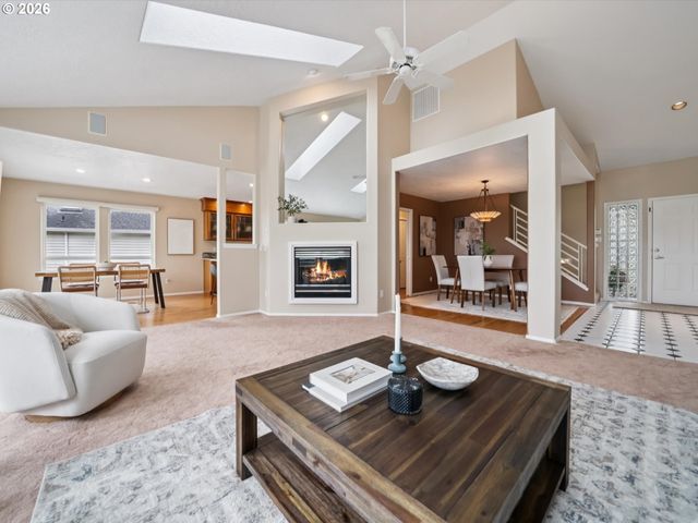 16733 Sw NAFUS Ln, Beaverton, OR 97007