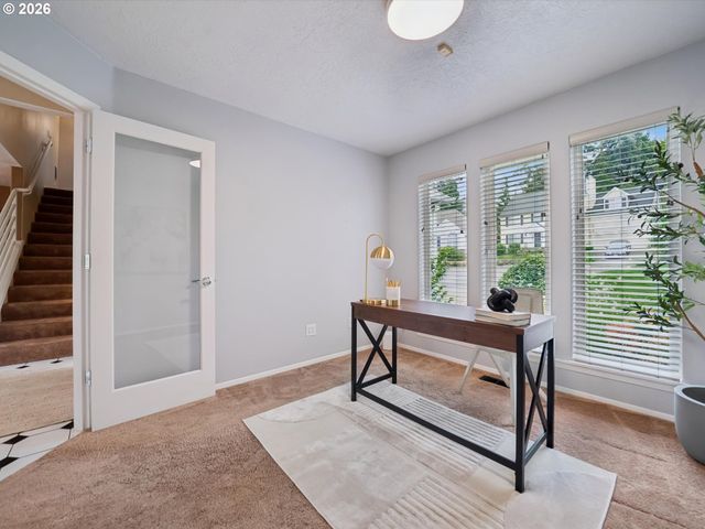 16733 Sw NAFUS Ln, Beaverton, OR 97007
