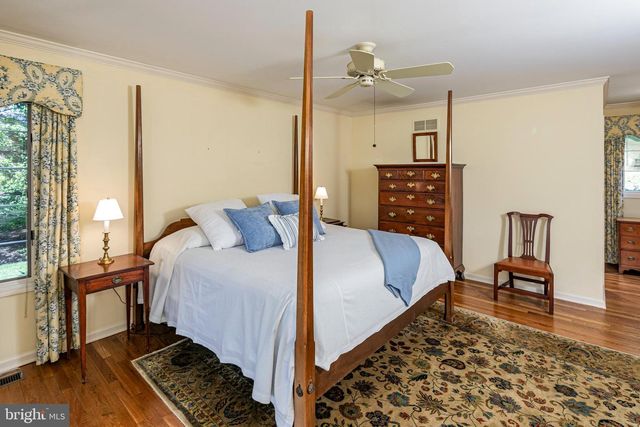 48 GLEN DR, Princeton, NJ 08540