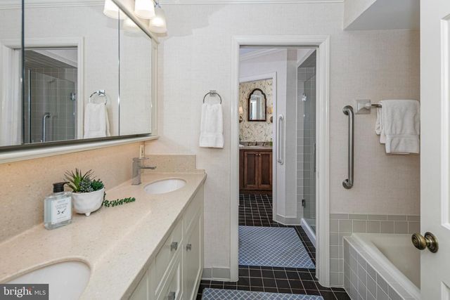 48 GLEN DR, Princeton, NJ 08540