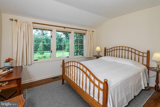 48 GLEN DR, Princeton, NJ 08540