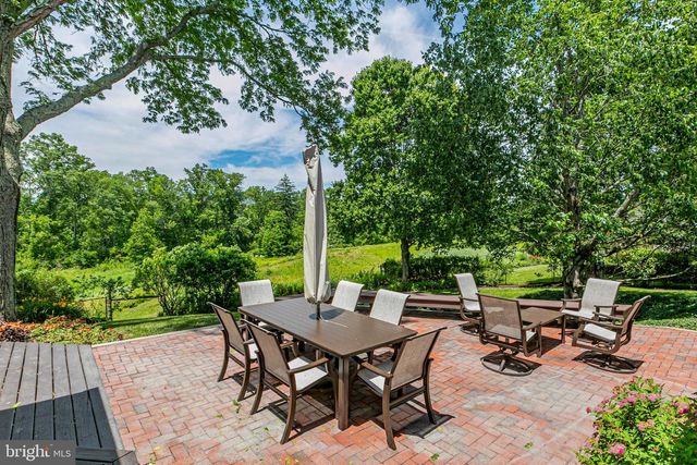 48 GLEN DR, Princeton, NJ 08540