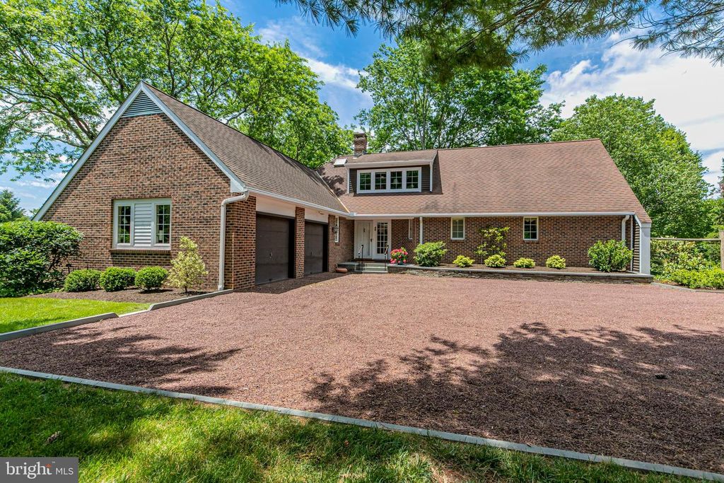 48 GLEN DR, Princeton, NJ 08540