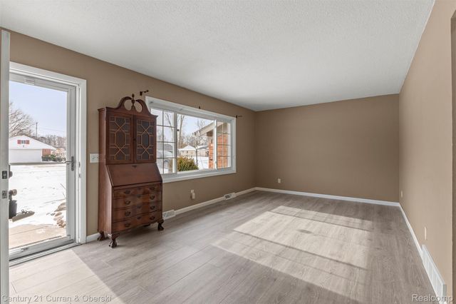 1456 Meadowbrook Way, Bedford Township, MI 48182