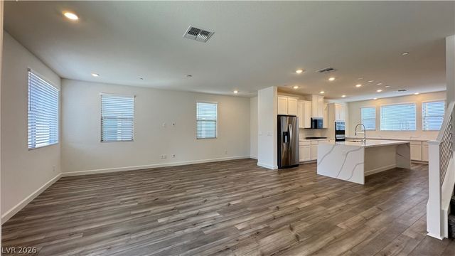 1429 Whistling Kite Street, Las Vegas, NV 89144