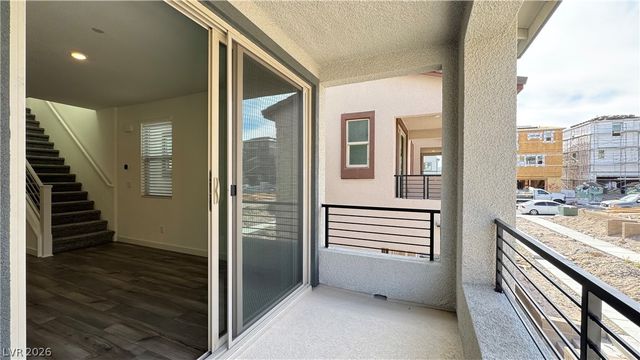 1429 Whistling Kite Street, Las Vegas, NV 89144