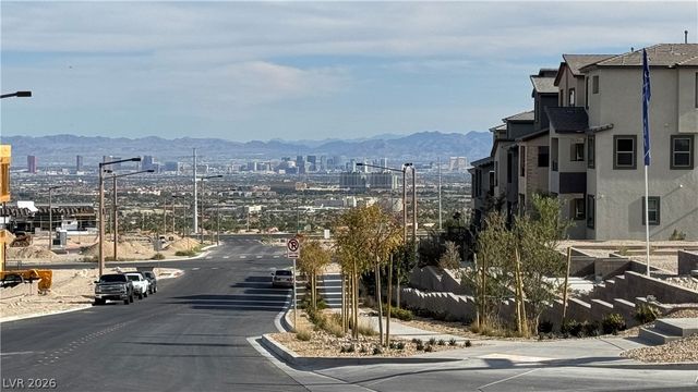 1429 Whistling Kite Street, Las Vegas, NV 89144