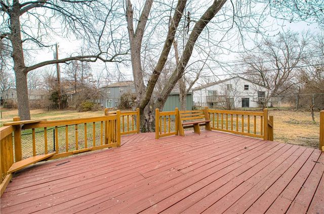 8413 Kentucky Avenue, Raytown, MO 64138