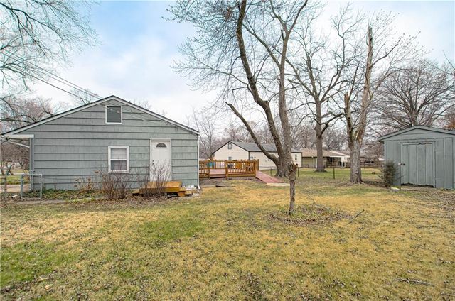 8413 Kentucky Avenue, Raytown, MO 64138