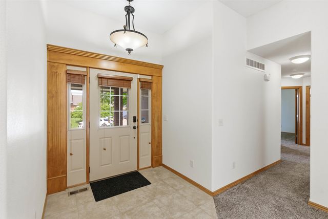 534 N Stonetree, Andover, KS 67002