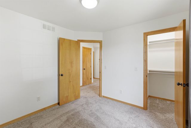 534 N Stonetree, Andover, KS 67002