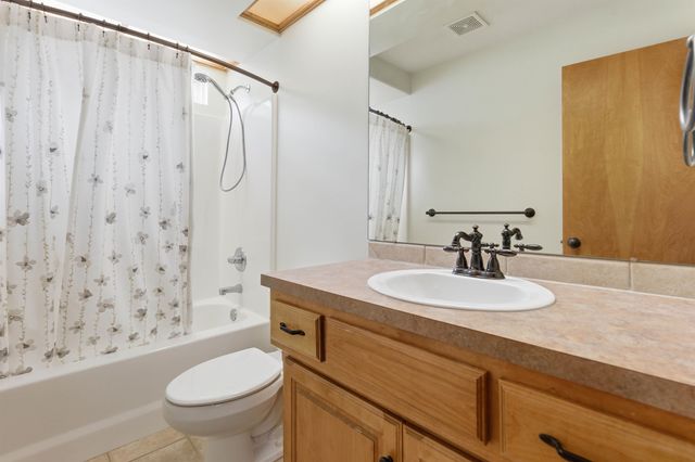 534 N Stonetree, Andover, KS 67002