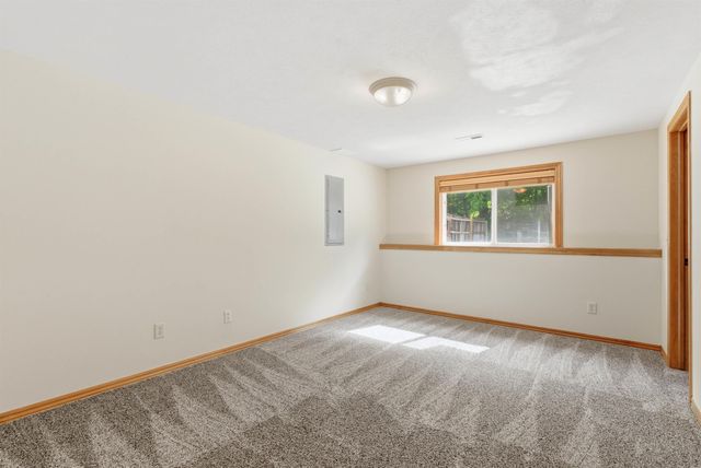 534 N Stonetree, Andover, KS 67002