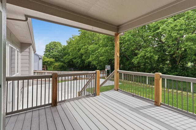 534 N Stonetree, Andover, KS 67002