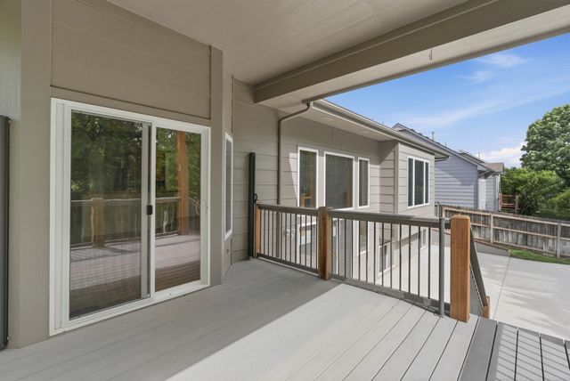 534 N Stonetree, Andover, KS 67002