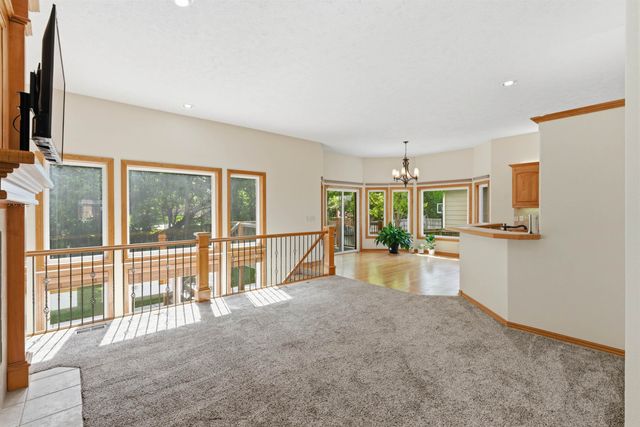 534 N Stonetree, Andover, KS 67002