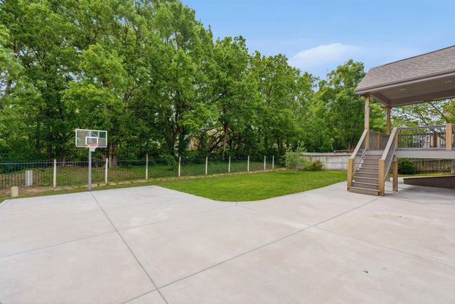 534 N Stonetree, Andover, KS 67002