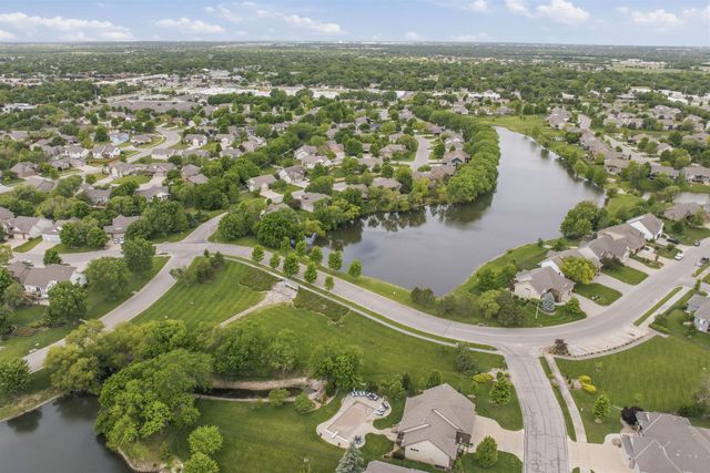 534 N Stonetree, Andover, KS 67002