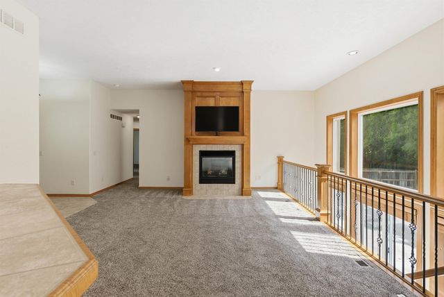534 N Stonetree, Andover, KS 67002