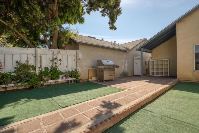 4025 Nugget Dr, Modesto, CA 95355