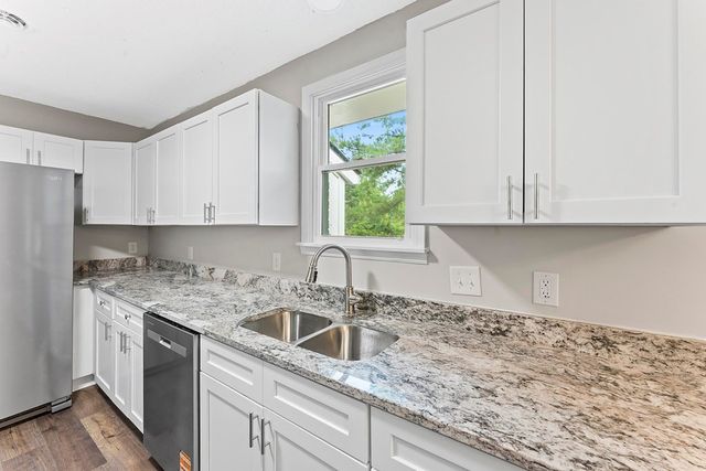 528 Kingsbury Drive, Sumter, SC 29150